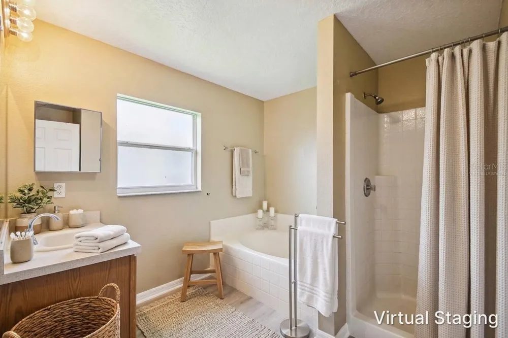 813 CLIFTON HILLS ST. Orlando, FL 32828
