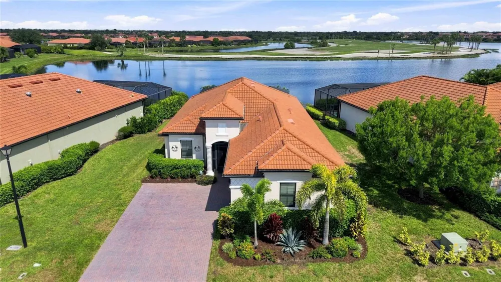 23535 WAVERLY CIRCLE Venice, FL 34293
