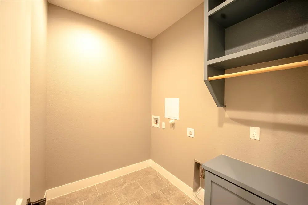 2217 Christine Drive Granbury, TX 76048