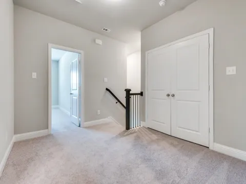1036 Foxglove Drive