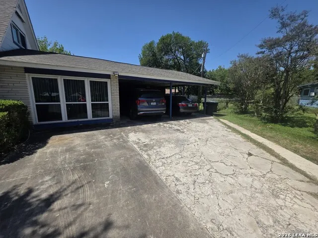 4102 HUNTING PATH San Antonio, TX 78218