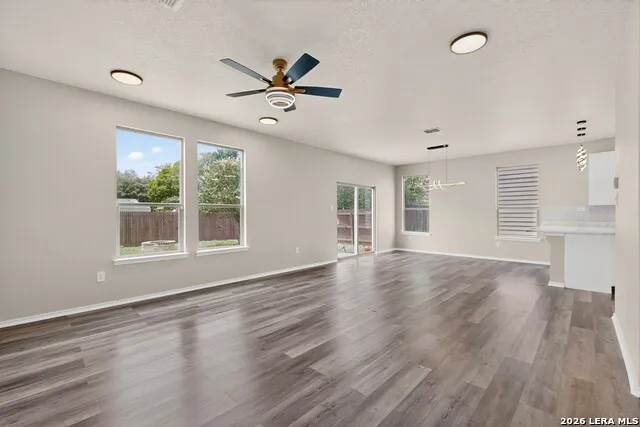 2523 Sundrop Bay San Antonio, TX 78224