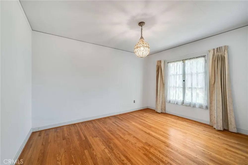 4235 Pepperwood Long Beach, CA 90808
