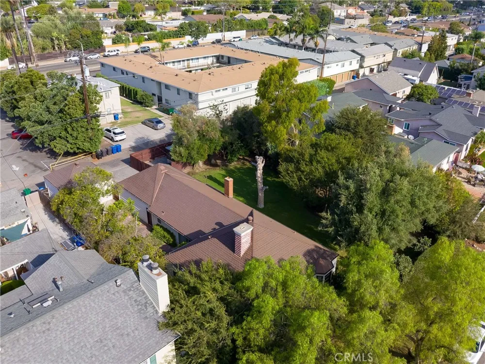 4235 Pepperwood Long Beach, CA 90808