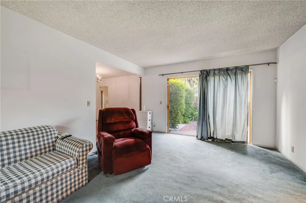 4235 Pepperwood Long Beach, CA 90808