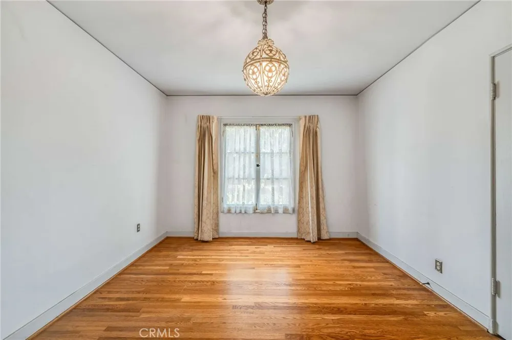 4235 Pepperwood Long Beach, CA 90808