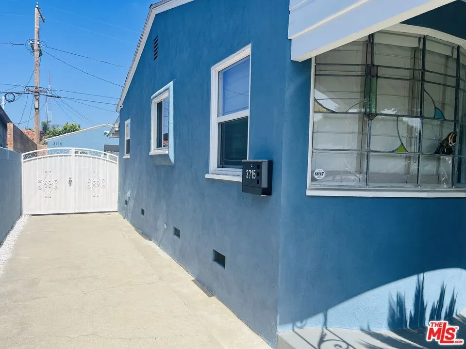3713 Buckingham Road Los Angeles, CA 90016