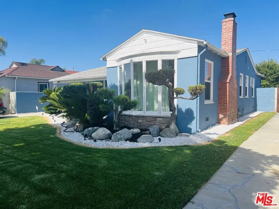3713 Buckingham Road Los Angeles, CA 90016