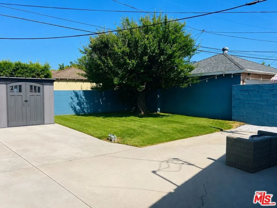 3713 Buckingham Road Los Angeles, CA 90016