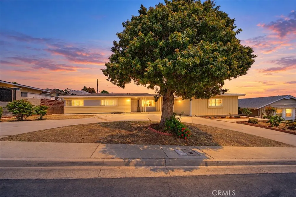 912 2nd Street Montebello, CA 90640