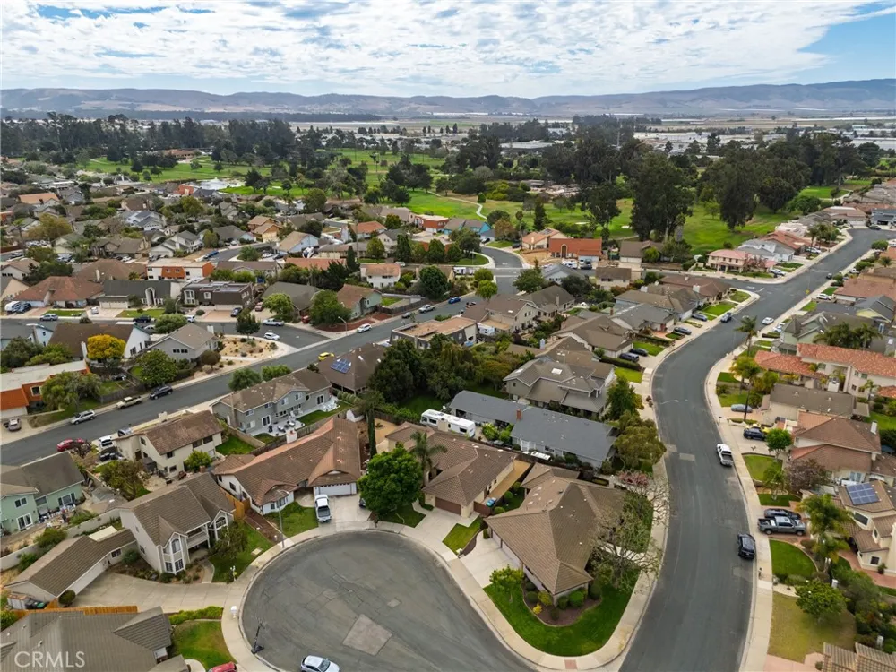 2549 Augusta Court Santa Maria, CA 93455
