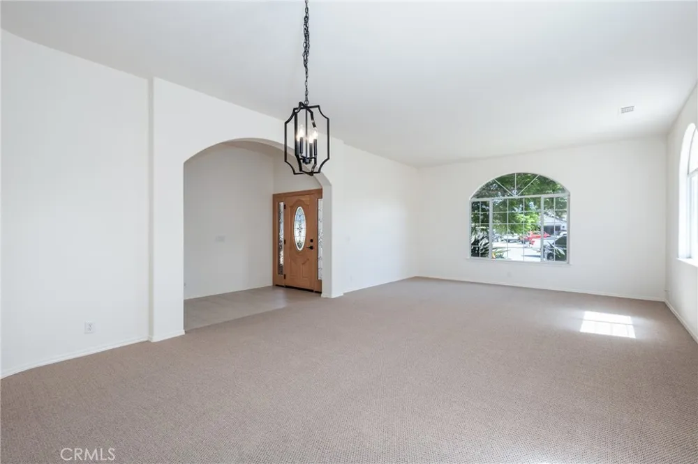 2549 Augusta Court Santa Maria, CA 93455