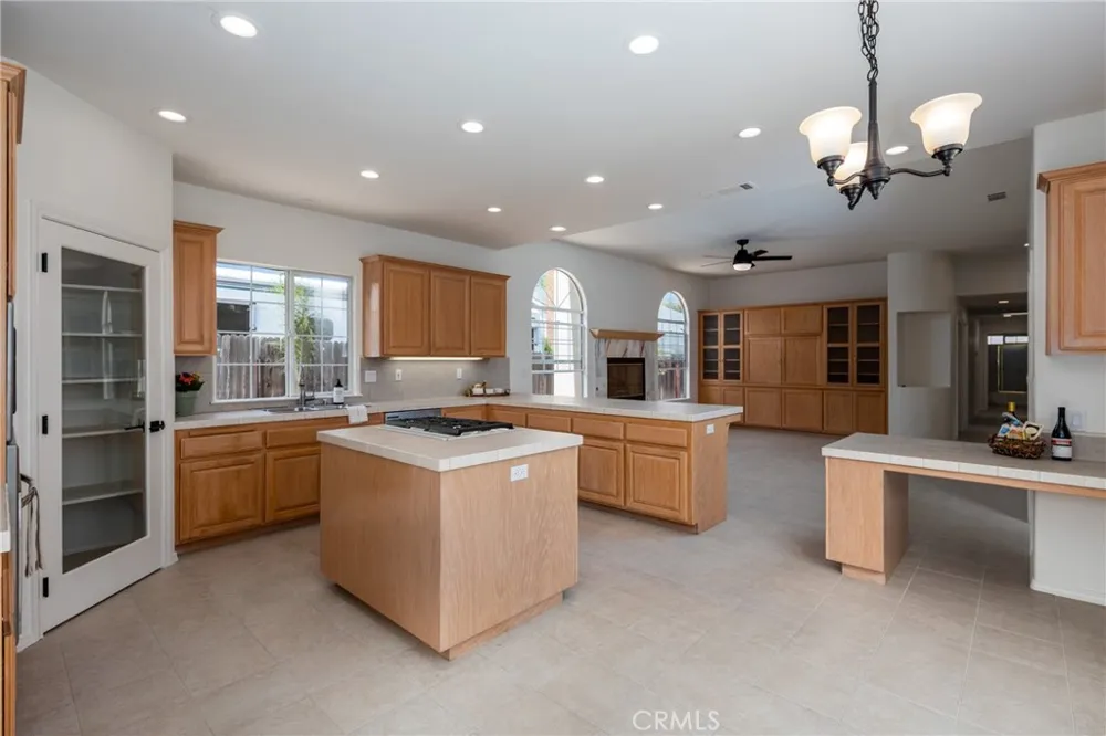 2549 Augusta Court Santa Maria, CA 93455