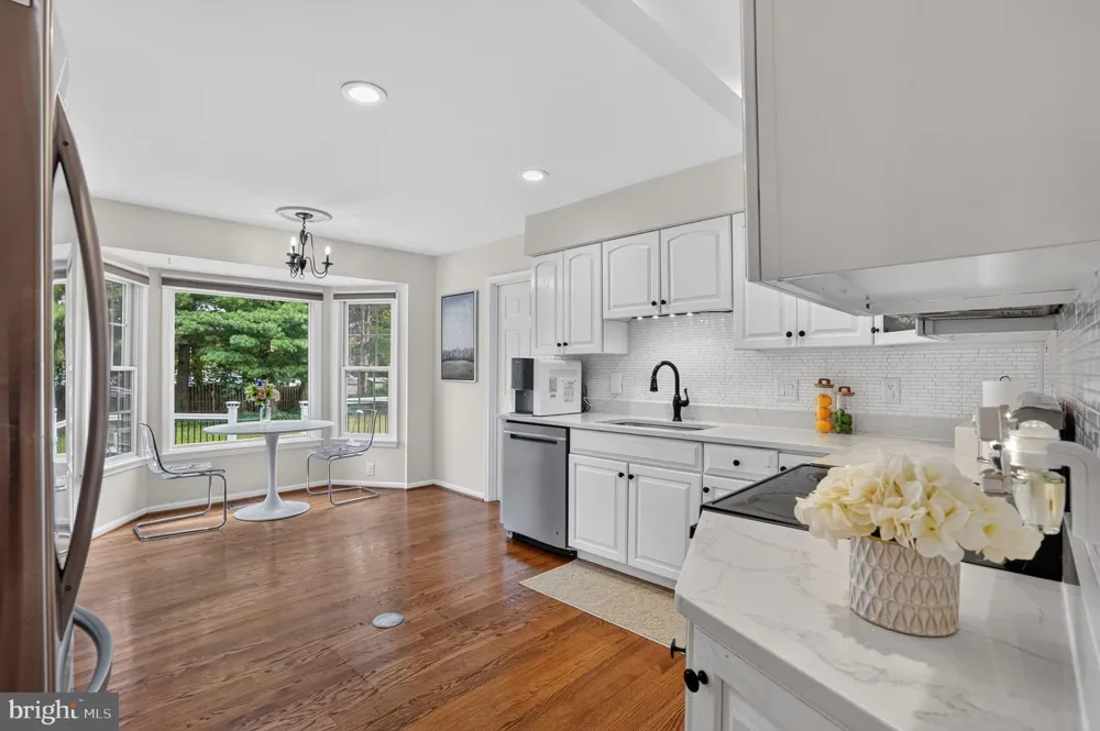 13407 BROOKFIELD DRIVE Chantilly, VA 20151
