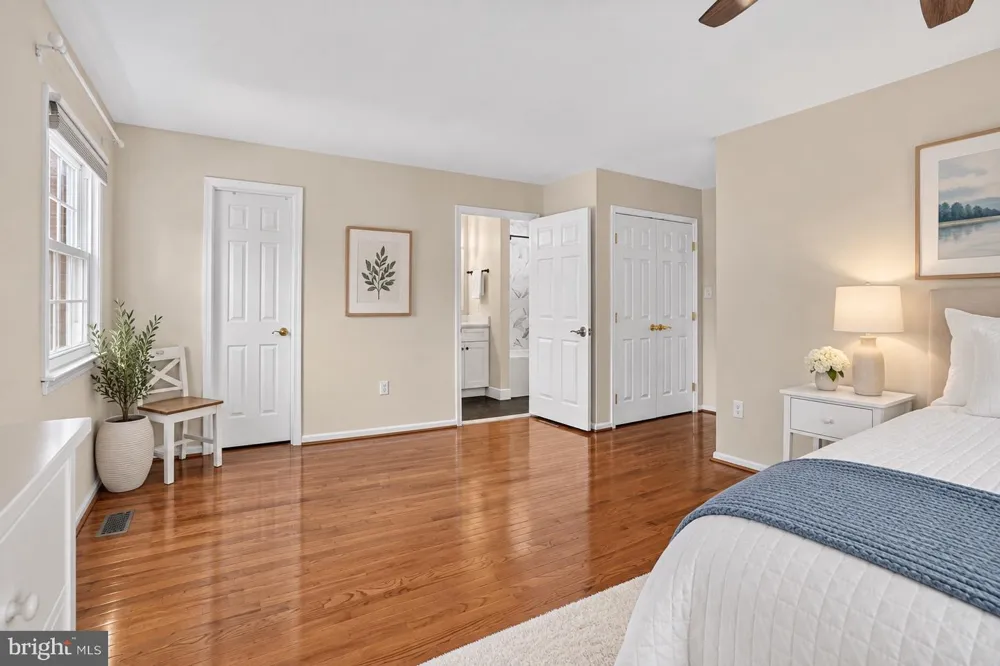 13407 BROOKFIELD DRIVE Chantilly, VA 20151