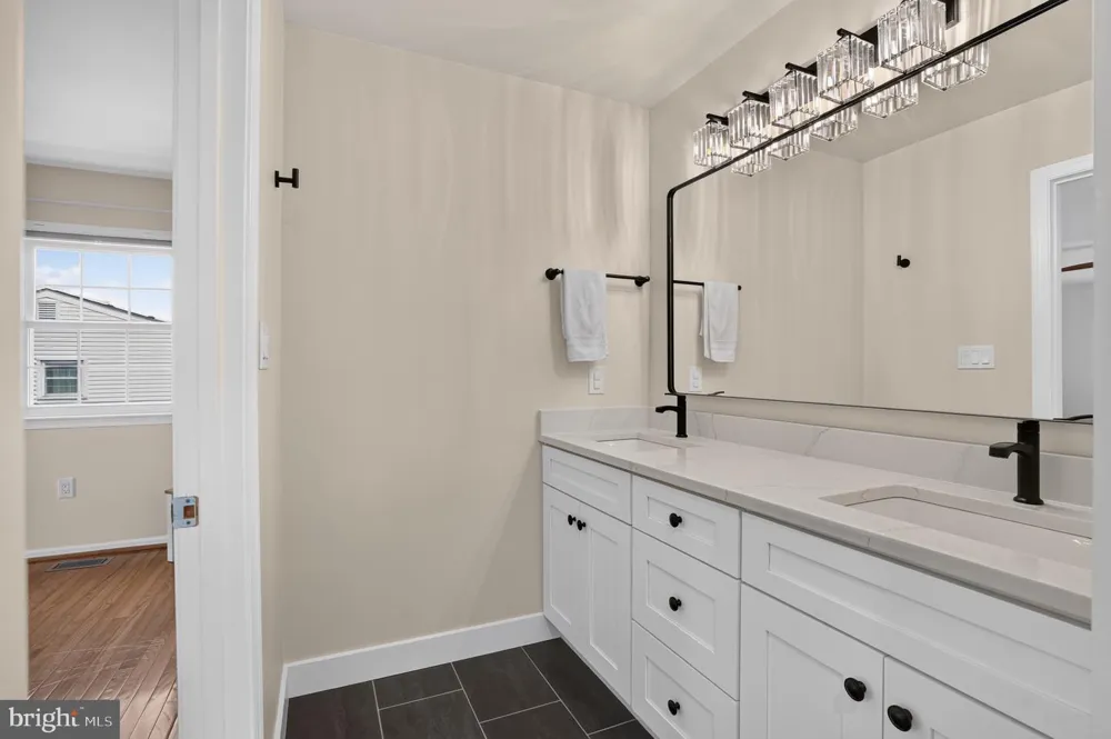 13407 BROOKFIELD DRIVE Chantilly, VA 20151