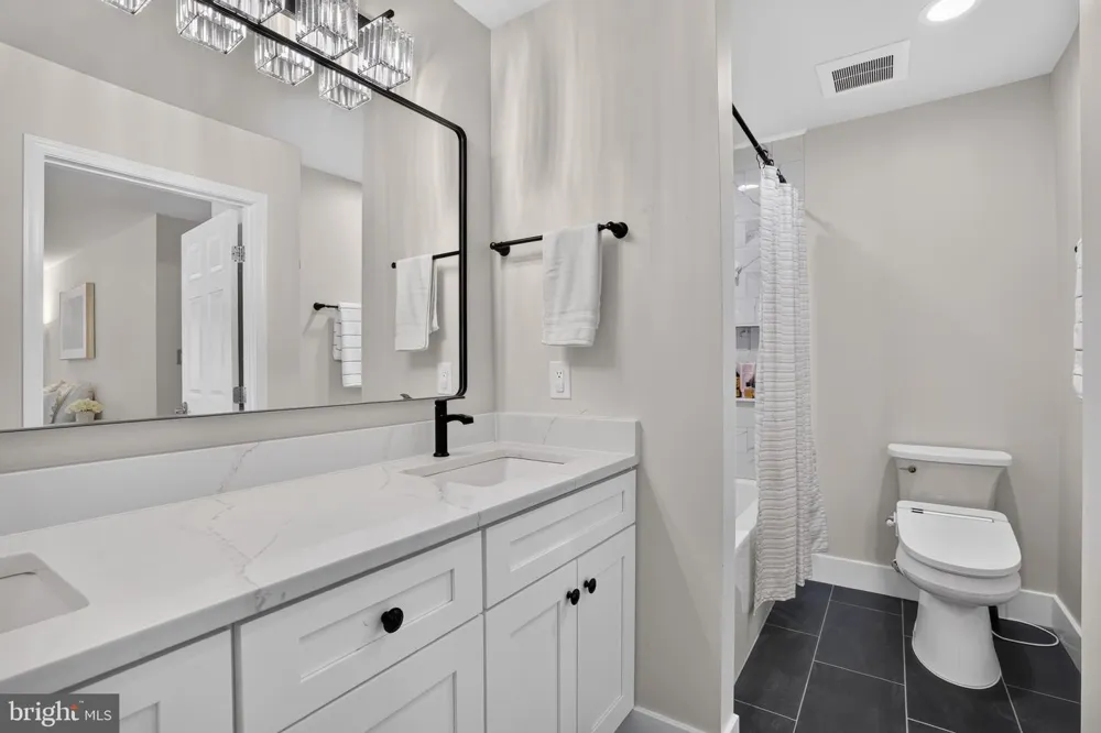 13407 BROOKFIELD DRIVE Chantilly, VA 20151