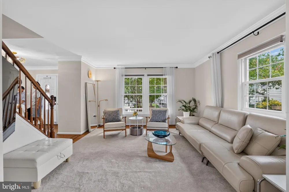 13407 BROOKFIELD DRIVE Chantilly, VA 20151