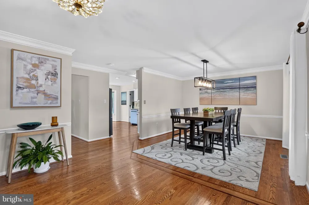 13407 BROOKFIELD DRIVE Chantilly, VA 20151
