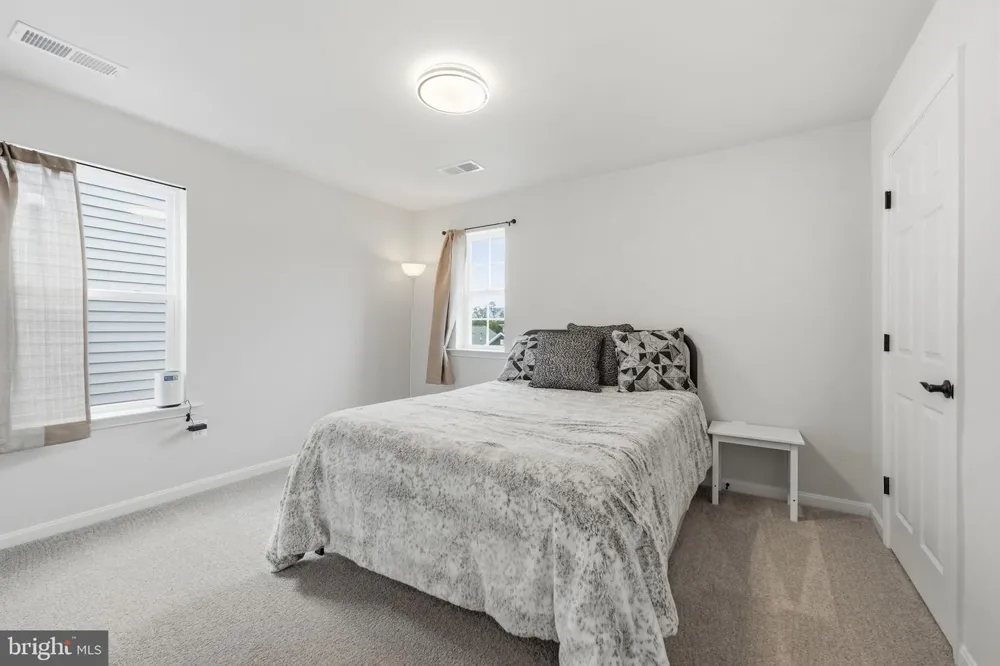 123 CURTAIN FALL DRIVE Middletown, VA 22645
