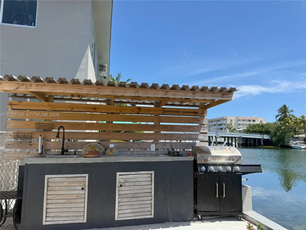 8401 Crespi Blvd #1 Miami Beach, FL 33141