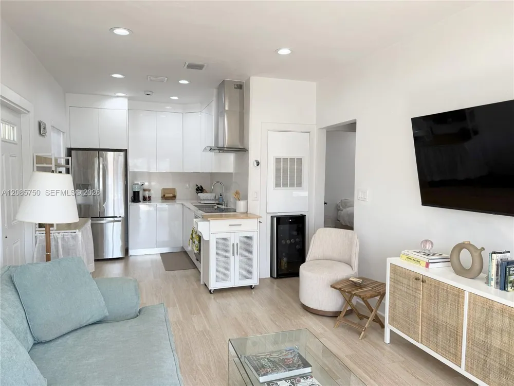 8401 Crespi Blvd #1 Miami Beach, FL 33141