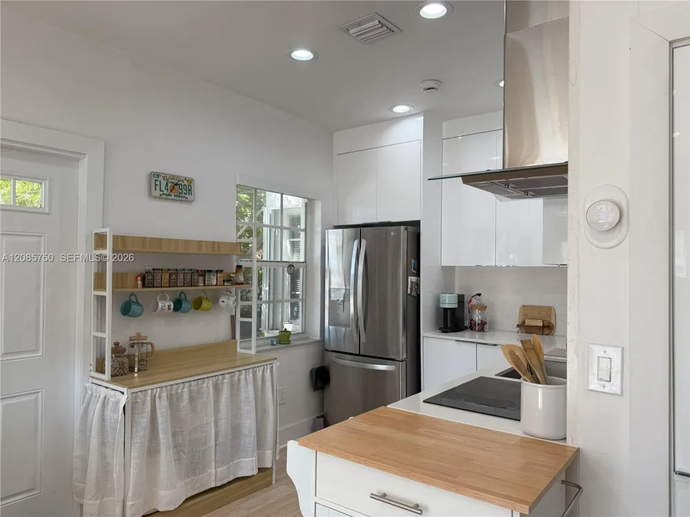8401 Crespi Blvd #1 Miami Beach, FL 33141