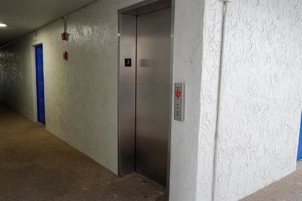 3720 PINE ISLAND ROAD #334 Sunrise, FL 33351