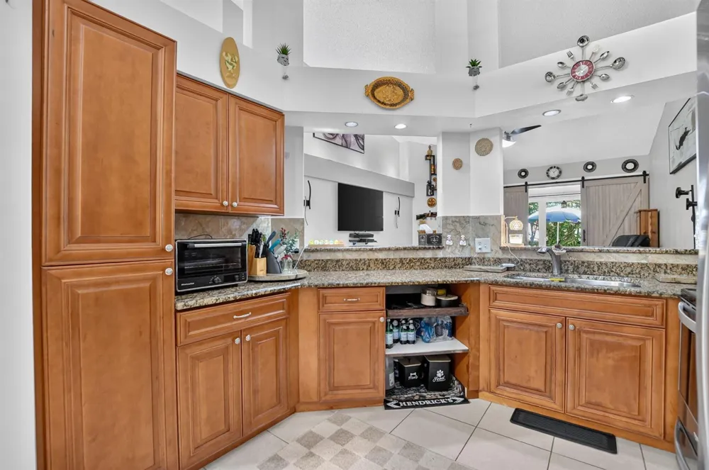 9219 Vineland Court #D Boca Raton, FL 33496