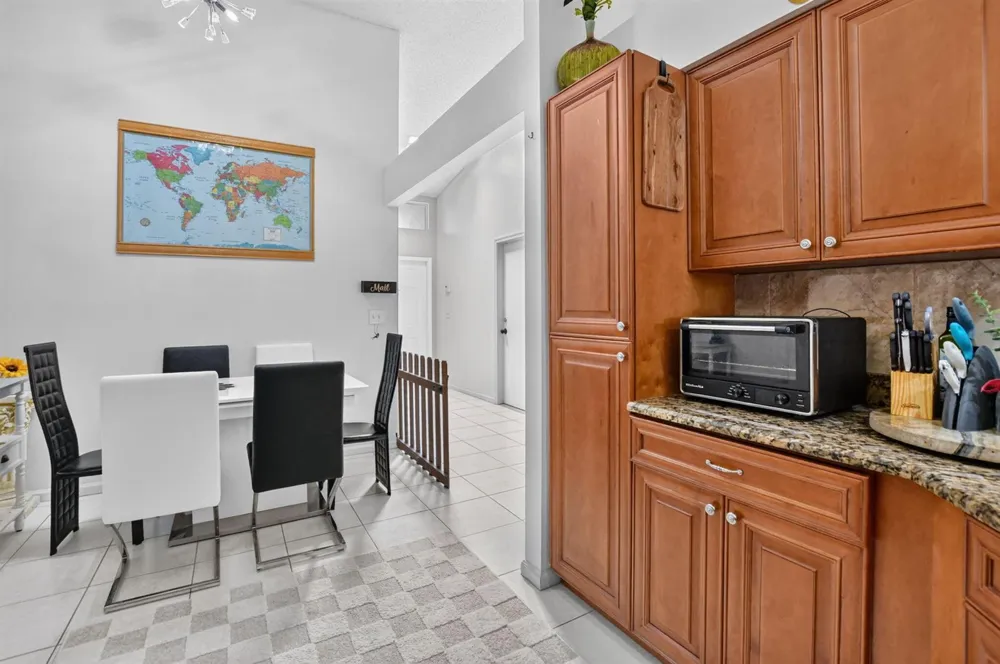 9219 Vineland Court #D Boca Raton, FL 33496