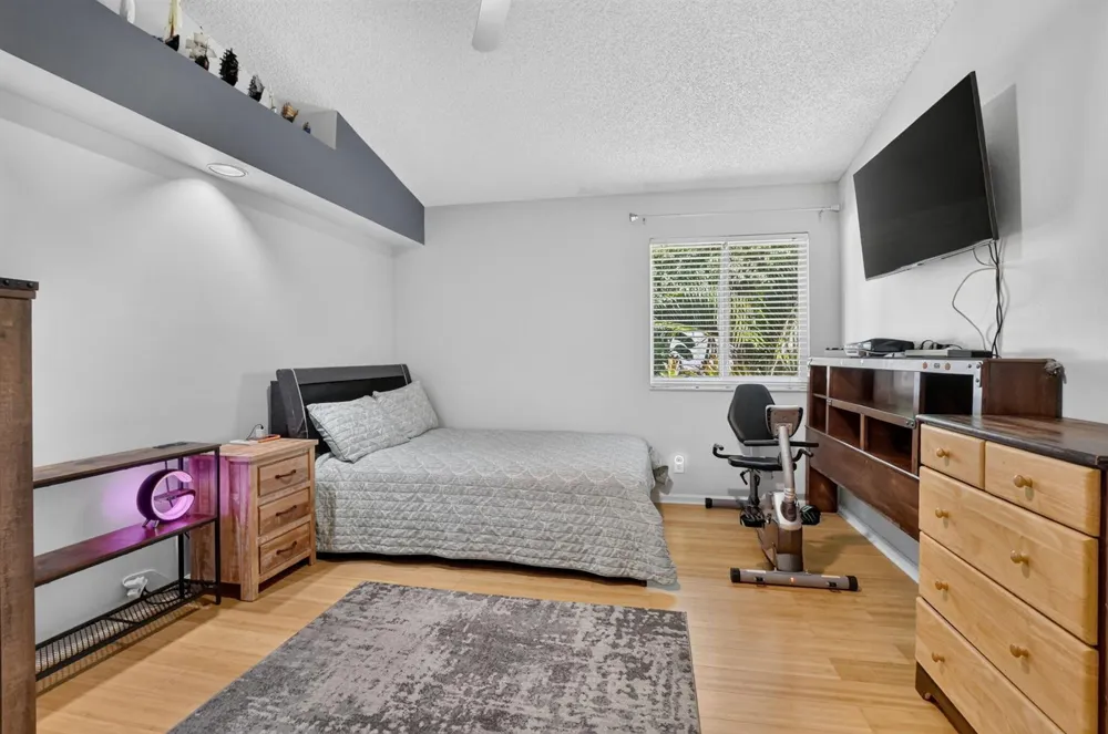 9219 Vineland Court #D Boca Raton, FL 33496