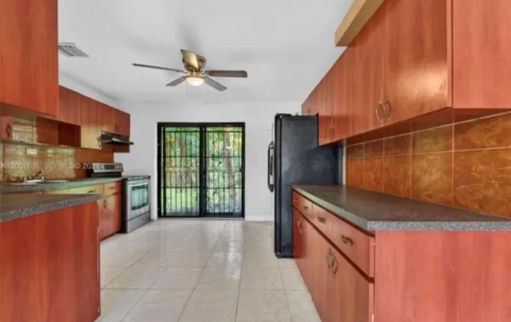 11120 NW 6TH AVENUE Miami Shores, FL 33168
