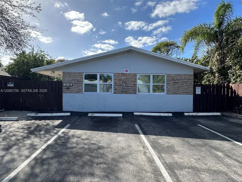 1105 NE 5th Ter #4 Fort Lauderdale, FL 33304