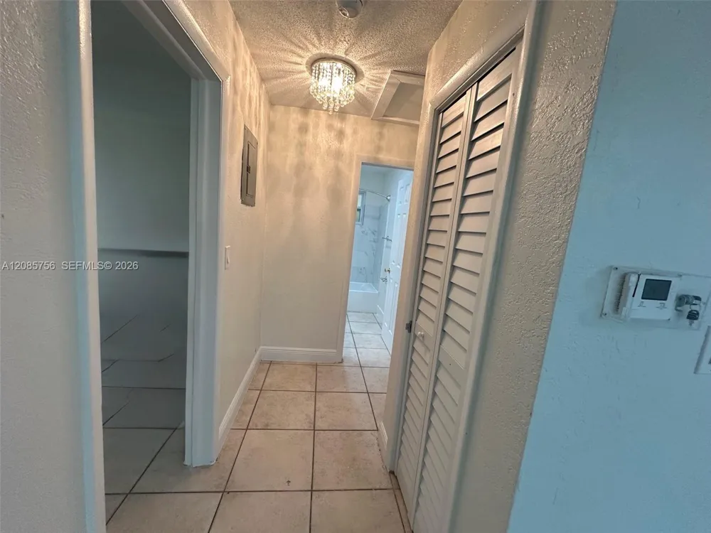 1105 NE 5th Ter #4 Fort Lauderdale, FL 33304