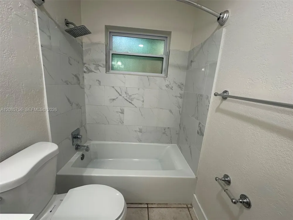 1105 NE 5th Ter #4 Fort Lauderdale, FL 33304