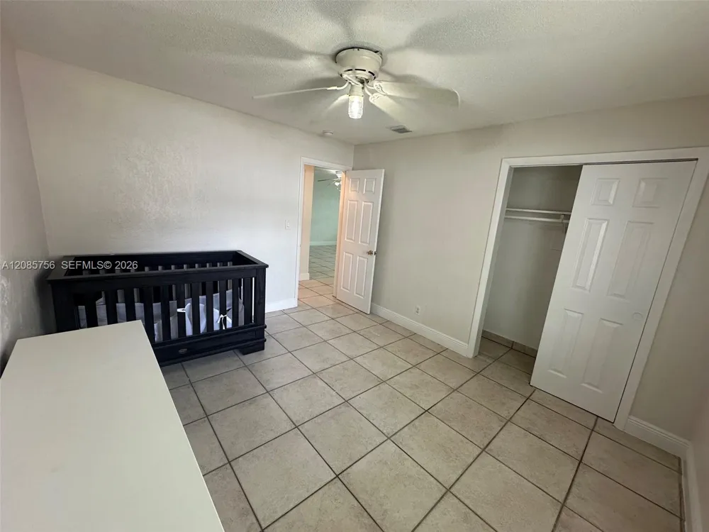 1105 NE 5th Ter #4 Fort Lauderdale, FL 33304