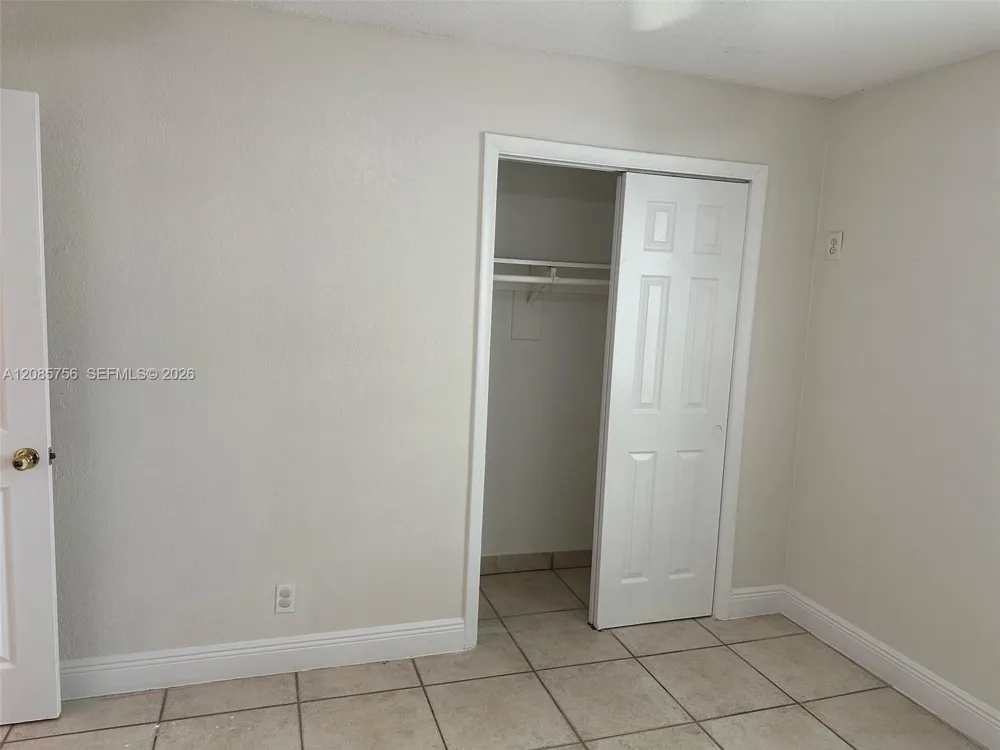 1105 NE 5th Ter #4 Fort Lauderdale, FL 33304