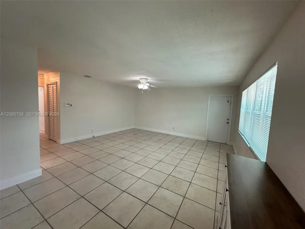 1105 NE 5th Ter #4 Fort Lauderdale, FL 33304