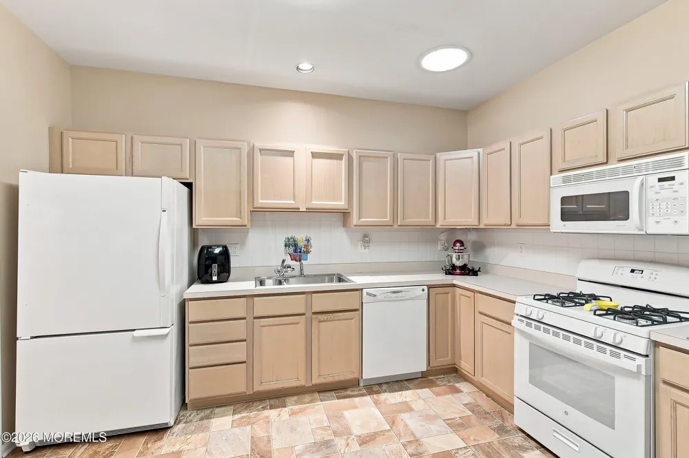 405 Harrier Drive #405 Monroe, NJ 08831