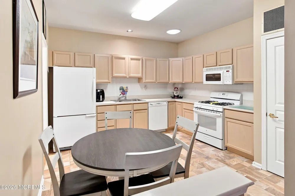 405 Harrier Drive #405 Monroe, NJ 08831