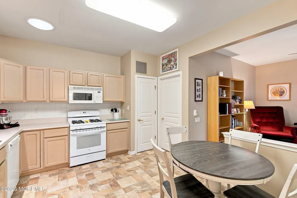 405 Harrier Drive #405 Monroe, NJ 08831