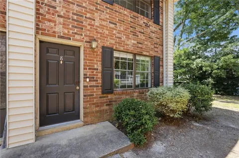 1235 Riverside Drive #C-8