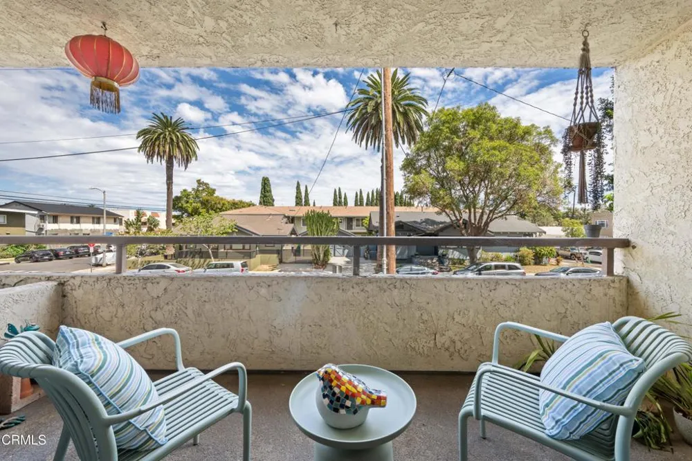225 Hermosa Avenue #102 Long Beach, CA 90802