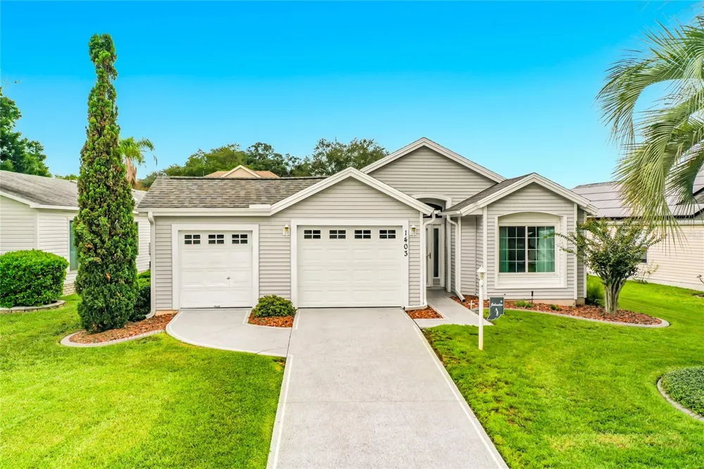 1403 W SCHWARTZ BOULEVARD Lady Lake, FL 32159