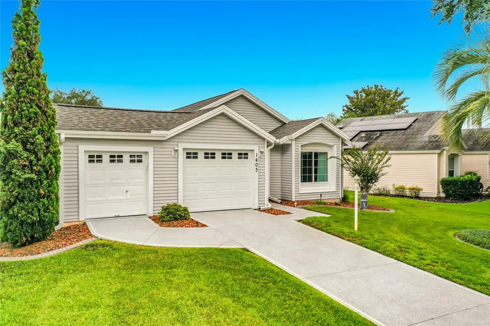 1403 W SCHWARTZ BOULEVARD Lady Lake, FL 32159