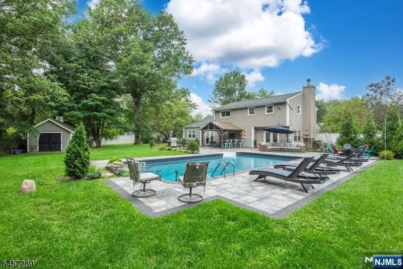 47 Biscay Drive Mount Olive Township, NJ 07836