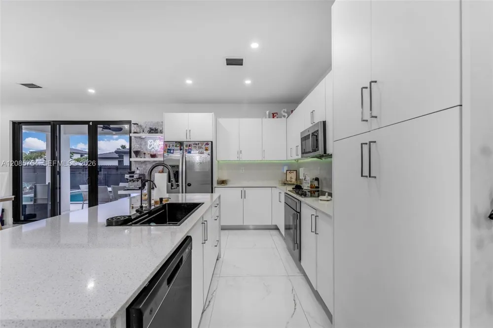 22712 SW 129th Ave Miami, FL 33170
