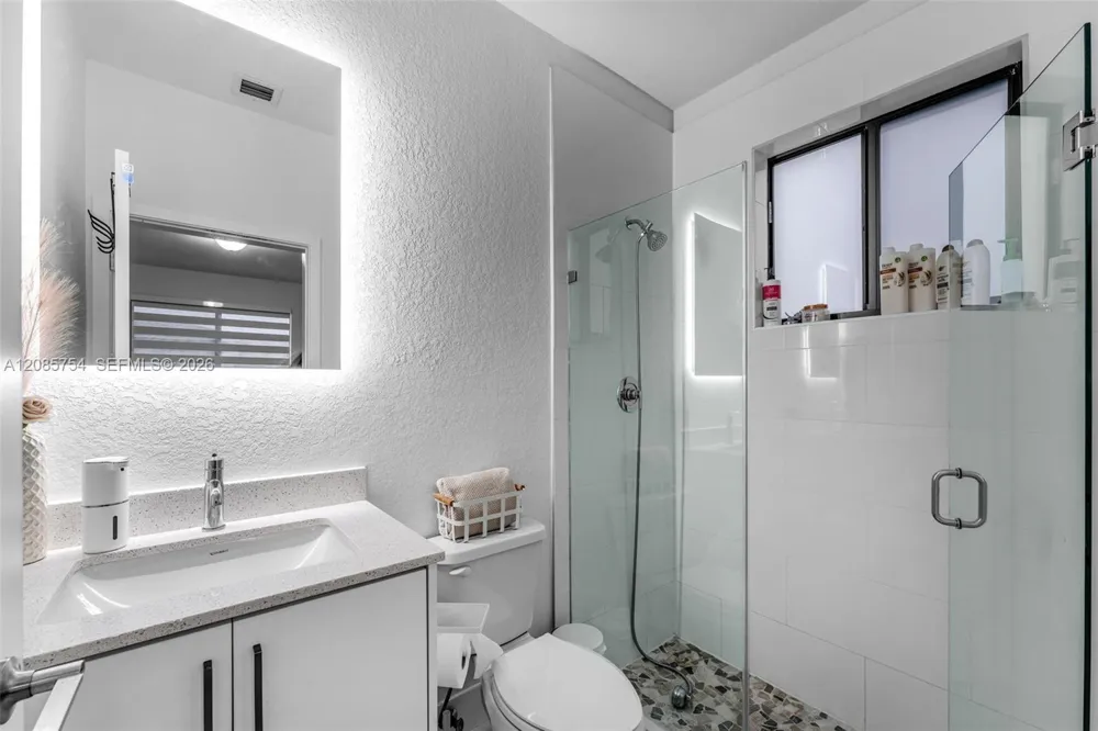 22712 SW 129th Ave Miami, FL 33170