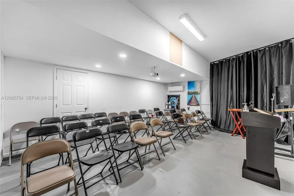 22712 SW 129th Ave Miami, FL 33170
