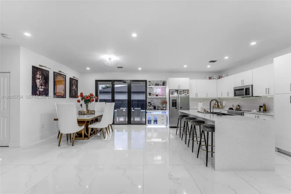 22712 SW 129th Ave Miami, FL 33170